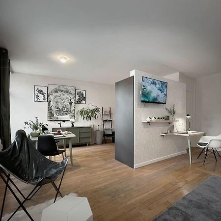Grand Studio Confortable Situe En Centre Ville 제라르메르 외부 사진